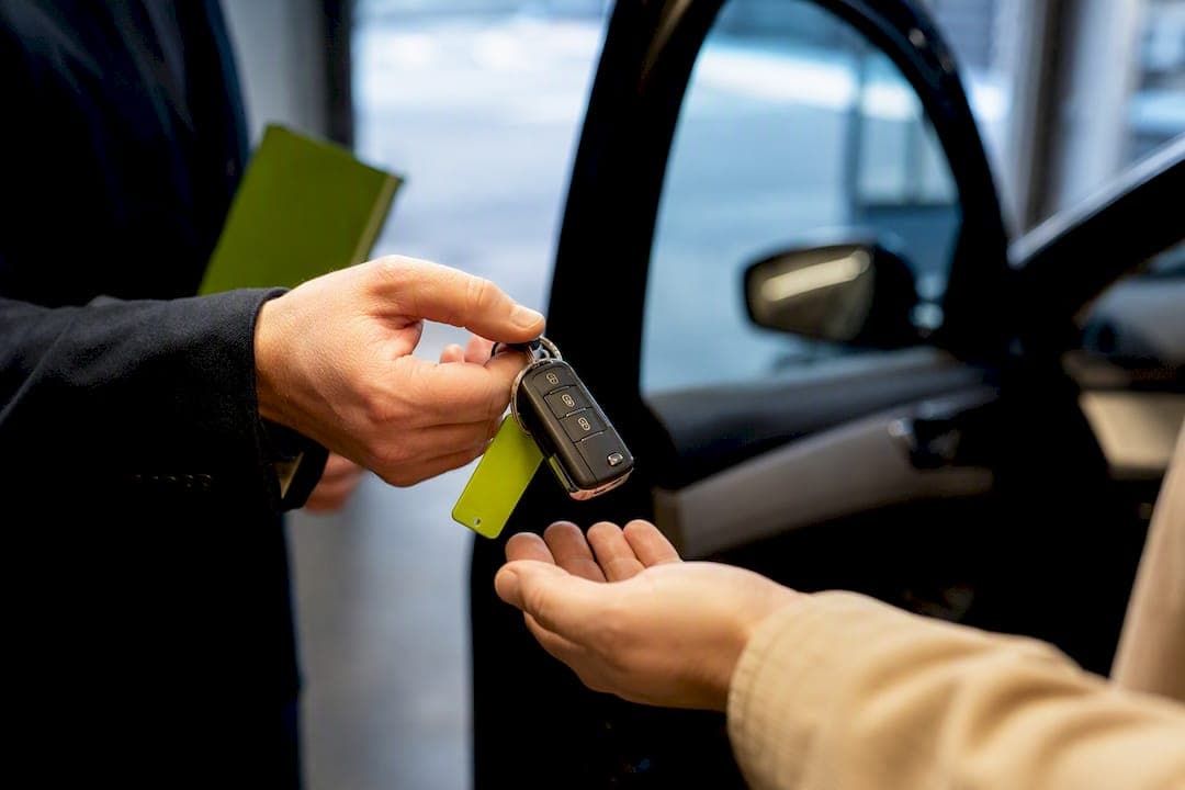 3 Real UK Options for Month to Month Car Leasing From a Broker