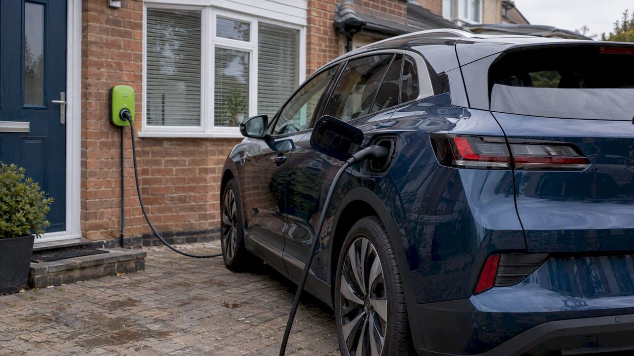 Electric Car Leasing Costs in the UK: What You Really Pay